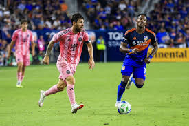 Olexonio gayporn she looks like a K-pop star in her images