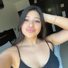 Salma Herrera (@SalmaHerrerag)