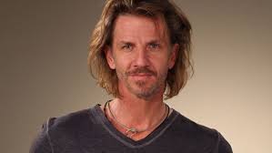 Facundo Arana lanzó su primer libro: “Fue la entrada a un universo  distinto”