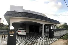 Merupakan turunan dari atap pelana, jenis penutup langit gedung ini hanya mengambil salah satu sisinya tanpa ada garis pertemuan sebagai puncak atau yang biasa disebut sebagai bubungan. Melaka Klebang Bungalow By Hello Suites Melaka Harga Terkini 2021