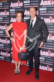 Es una familia famosa, no sólo por erik rubín, quien tiene más de 35 años en la música, también por el lado de andrea legarreta, quien es una de las cartas fuertes de televisa en. Mezcal Entertainment