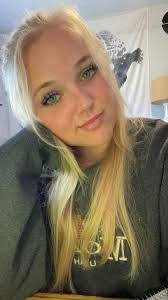 Esther Boone's Instagram, Twitter & Facebook