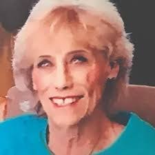 Rosalie Hooper's Instagram, Twitter & Facebook