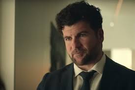 Who Is Erin Carter? All actors & characters in Netflix series