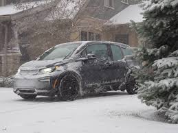 Video The Bmw I3 Actually Isn T Too Bad In The Snow Mimic News