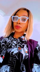 DON'T JUST SURVIVE THIS WEEK… THRIVE IN IT! It's a new week and a proof  that you've been given time again. Another chance to start where you  paused, to do better than