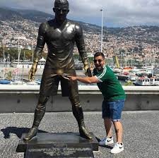 The staue christiano ronaldo before the entry to the museum cr 7 in funchal on madeira. Serie A Juventus Tourists Rub And Touch The Genitals Of Cristiano Marca English