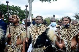 Misuzulu sinqobile kazwelithini (born 23 september 1974) is the reigning king of the zulu nation. King Misuzulu Kazwelithini Has A Bride Reports