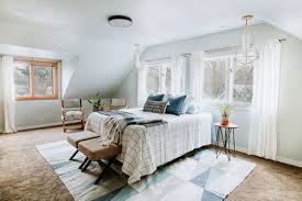 Even a simple one can make a perfect decoration just like this. Small Master Bedroom Design Ideas Tips And Photos