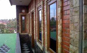 Kita biasanya juga perlu sesuatu inspirasi dalam kreasinya untuk dapat terkait keramik tiang teras rumah: 35 Motif Keramik Dinding Teras Depan Rumah Yang Modern Cute766