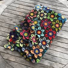 Urban Jungle как создать уютный интерьер с помощью растений Pdf Hedvig Floral Crochet Throw Arne Carlos Shop Crochet Throw Floral Crochet Arne And Carlos