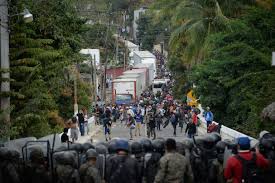 En guatemala.com encontrarás noticias del país; Us Mexico Guatemala Bar Migrant Caravans Citing Covid