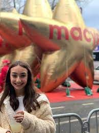 Cho joined wabc in july 2003. Liz Cho On Twitter You Re Never Too Old Inflation Macysthanksgivingdayparade