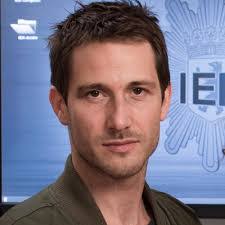 Daniel Rott's Instagram, Twitter & Facebook