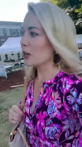 Lisa Petrone's Instagram, Twitter & Facebook