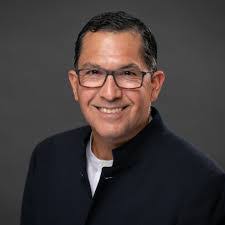 Alan Dick's Instagram, Twitter & Facebook