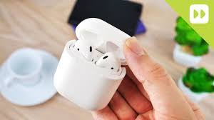 There's a lot of peculiar advice online about charging airpods, airpods pro and their case, so here is exactly what actually works. Can You Charge Airpods Without The Case Quick Answer Decortweaks