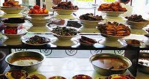 The waroeng bondowoso merupakan rumah makan dengan menampilkan nuansa pedesaan yang berada di kabupaten bondowoso, lokasinya berada di di desa maesan dengan mulai berdiri sejak tahun 2015. Rumah Makan Di Jalan Lintas Dumai Kandis Terancam Gulung Tikar Detik12