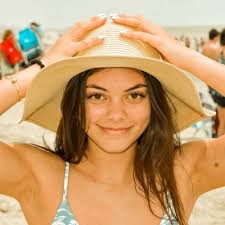 Tori Santos's Instagram, Twitter & Facebook