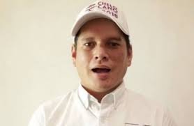 Desprecia 'El Chelo' Cano a su mamá