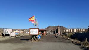 Die besonderheit dieser kleinen stadt besteht unter anderem darin, dass sich sämtliche stadtviertel von diese wüste in eine steinige halbwüste. Wuste Von Tabernas Das Hollywood Europas The Vegan Travelers