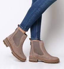 Accessorize a dressy outfit with block heeled chelsea, or go for timeless tan boots with your favourite denim. Pin On Shoes