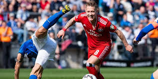 Der aufstiegskampf in der 2. Vfl Bochum Hsv 0 0 Liveticker Pollersbeck Rettet In Hochster Not Gegen Tesche Mopo De