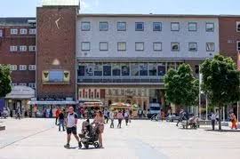 Maddy Allison having a Mary (Poppins) Christmas