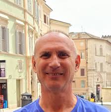 Frank Hoeben in mensen