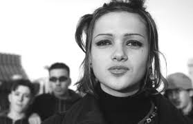 AGI/132 AR2002update/final