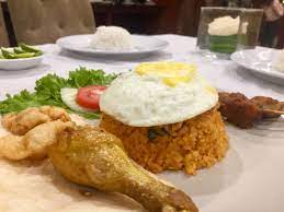 Check spelling or type a new query. Sering Jadi Menu Sarapan Berapa Ya Kalori Nasi Goreng Pakai Telur Kumparan Com