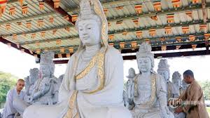 Selalu tebarkan kebaikan dan kebahagiaan kepada sesama untuk hidup yang lebih bermakna. Qx1zfm7 Tytc0m