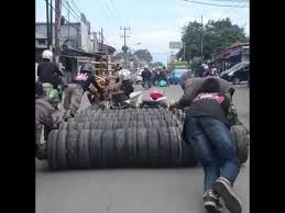 Image result for gambar vespa extreme