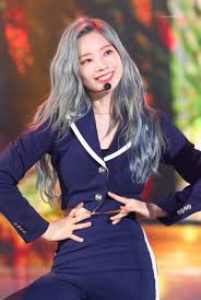 She is a vocalist and the lead rapper of the group. Dahyun Pics Dahyunniepics Twitter Twice Dahyun Kpop Girls Kpop Girl Groups