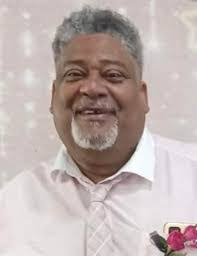 Kent Cooper's Instagram, Twitter & Facebook