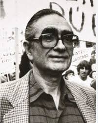 A recomendação de leitura deste domingo recai sobre o robusto livro (642  páginas) “Pesquisa e Profissão em Primeira Pessoa: histórias de vida de  professoras e professores” (São Carlos, @pedroejoaoeditores, 2024),  organizado por