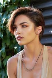 Discover 9 hair and short hair cuts ideas