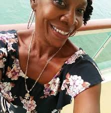 AMAZING! An 80-year-old man in South Carolina fulfilled his promise to  himself and graduated from college. Linwood Riddick received his BA in  Music from South Carolina State University