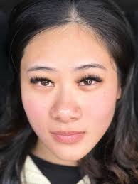 Hey ladies! I'm in need of a model who would let me do a mega set of lashes  and ear piercing! 💗 I've just recently qualified in ear pericing so I'm in