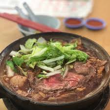 Soon huat bak kut teh melaka (马六甲顺发肉骨茶) origin from johor, soon huat has the most outlets in malaysia that serves delicious bak kut teh. é»Žæ°ç‰›è‚‰åŠè‚‰éª¨è¼ Loi S Top Beef Kut Teh Asian Restaurant