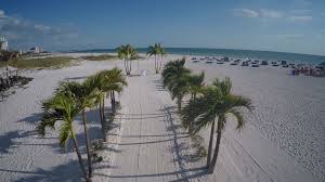 Photographers St Pete Beach Weddings Grand Plaza Don Cesar Sirata Grand Plaza St Pete Beach Florida Beach Wedding