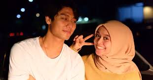 Rizky billar dan lesti kejora kembali jadi bahan perbincangan publik karena dikabarkan keduanya akan segera menikah. Lesti Kejora Dan Rizky Billar Dikabarkan Akan Menikah Februari Fitri Carlina Ungkap Hal Ini