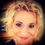 Heather Helgeson's Instagram, Twitter & Facebook