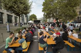 Theodor Heuss Strasse In Stuttgart Fur Neuen Radweg Entfallen Parkplatze Stuttgart Stuttgarter Nachrichten
