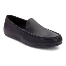 Vionic Borough Tompkin Men S Supportive Slipper Black 7 Medium Vionic 2019 Items In 2019 Slippers Slippers With Arch Support Comfortable Shoes