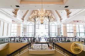 When it comes wedding photos at swaneset, there's really no reason to leave the property. Swaneset Wedding Ballroom Vancouver Wedding Photographer