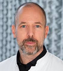 Dipl.-Psych. Oliver Özöncel: Medizinische Klinik mit Schwerpunkt  Hämatologie, Onkologie und Tumorimmunologie