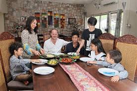 Sudah sebulan menjaga hati, perut, mata dan perasaan anda sepanjang bulan ramadhan, kini tibalah masa. Four Delicious Malay Recipes To Cook For Hari Raya Food News Top Stories The Straits Times