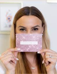 Julia Sylvester Lash & Brows Artist