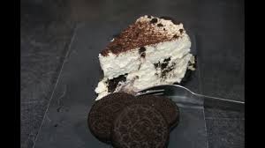 Remettez au frais le temps de préparer la mousse au fromage. Cheesecake Oreo Facile Sans Cuisson Youtube